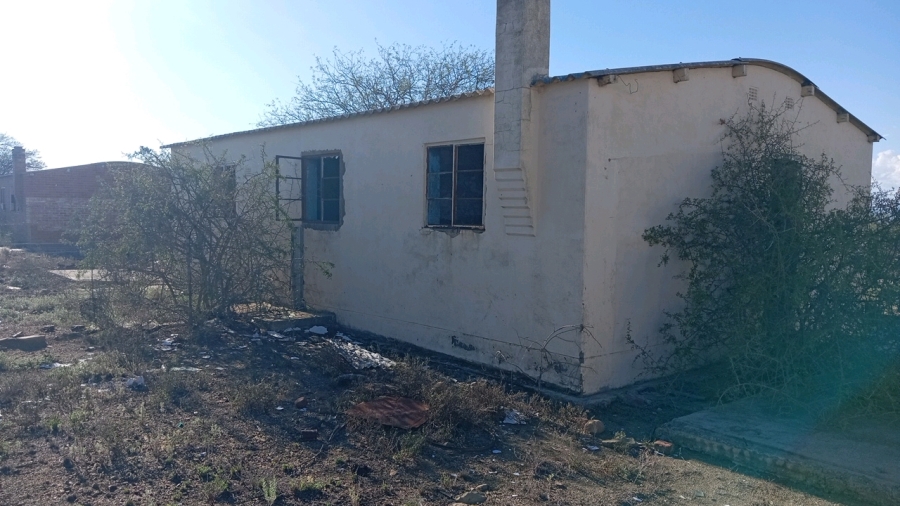 2 Bedroom Property for Sale in Aberdeen Eastern Cape